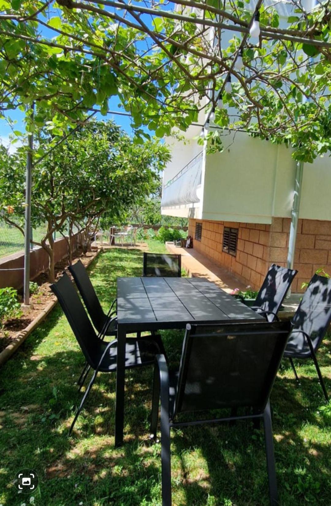 Apartmani Zinda Sukošan Exteriér fotografie