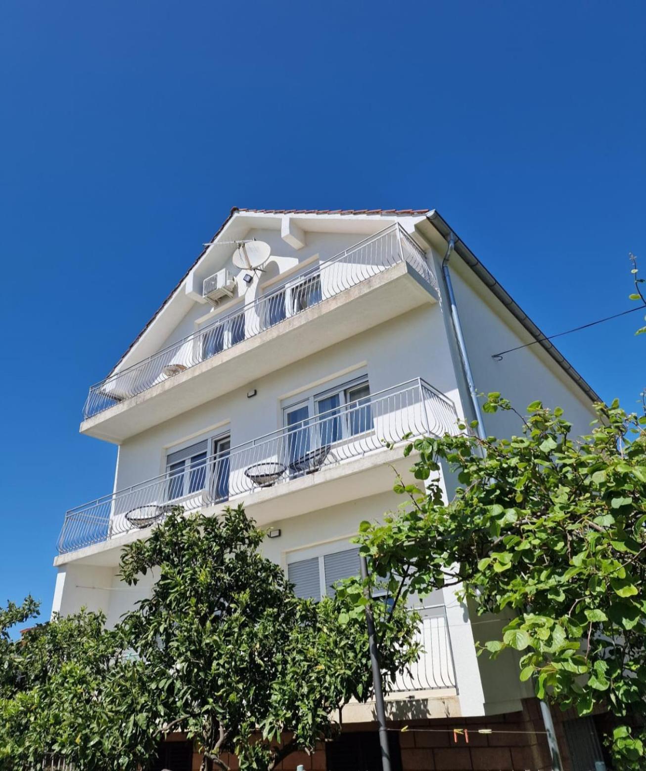 Apartmani Zinda Sukošan Exteriér fotografie
